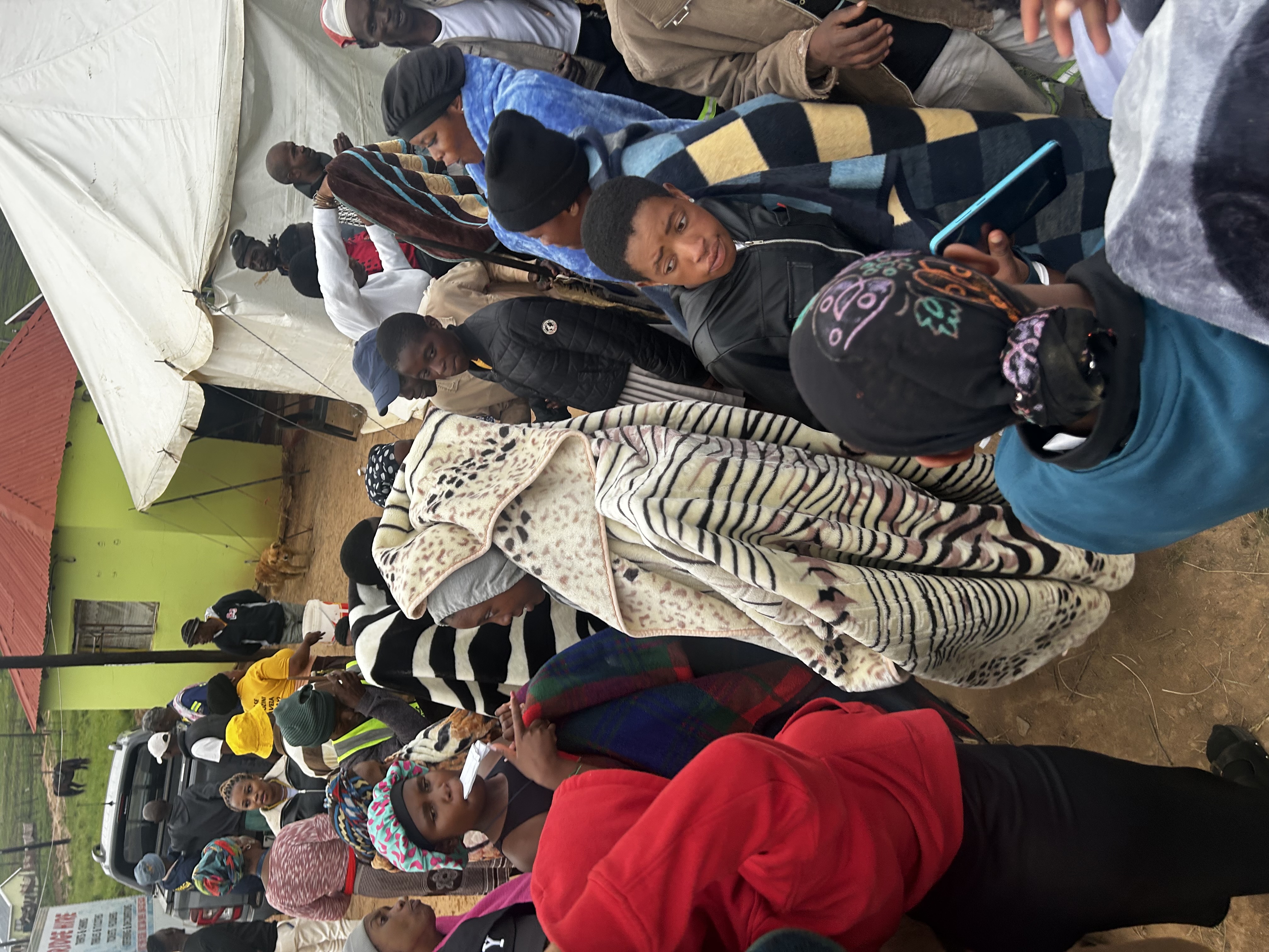 Umcimbi womndeni — umphakathi ndawonye